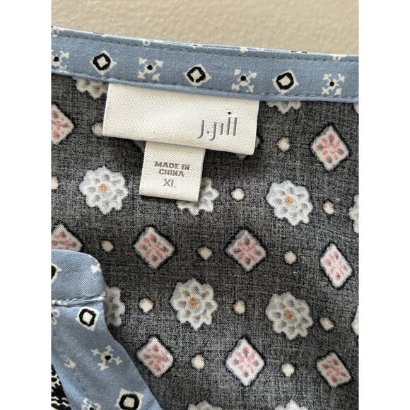 J Jill Women's Size XL Blue Printed 3/4 Sleeve Collarless Button Up Shirt Blouse - Picture 3 of 10